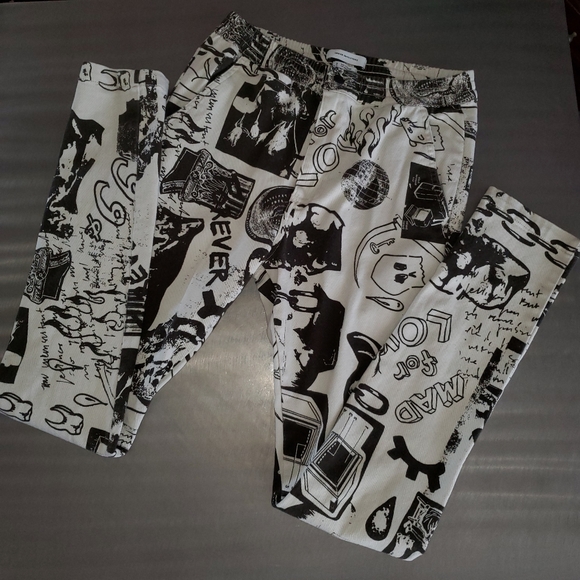 Urban Outfitters Other - Urban Outfitters - Black & White All Over Print Graphic Skull, Denim Pants sz M